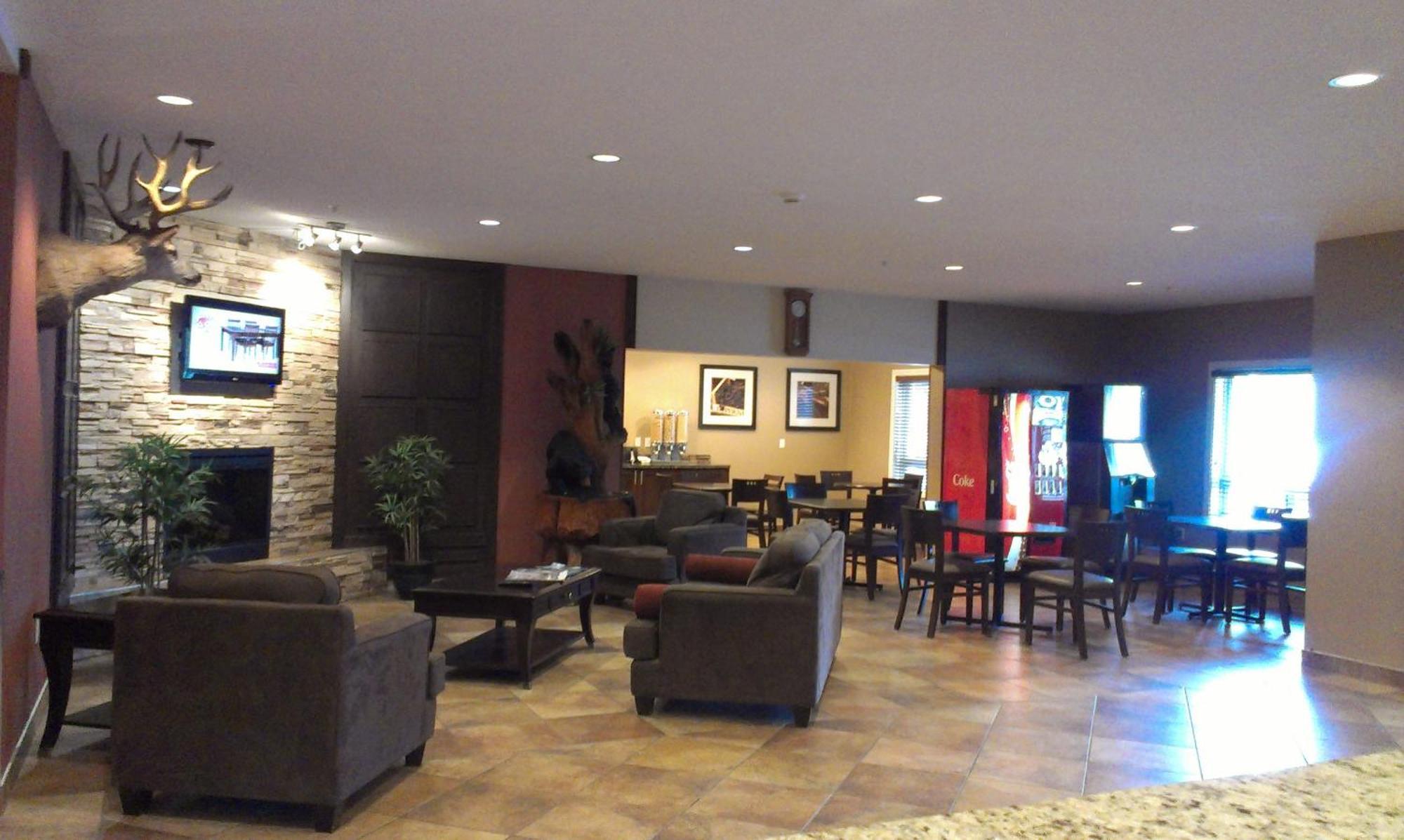 Sigma Inn & Suites Hudson'S Hope Hudson Hope Exterior foto