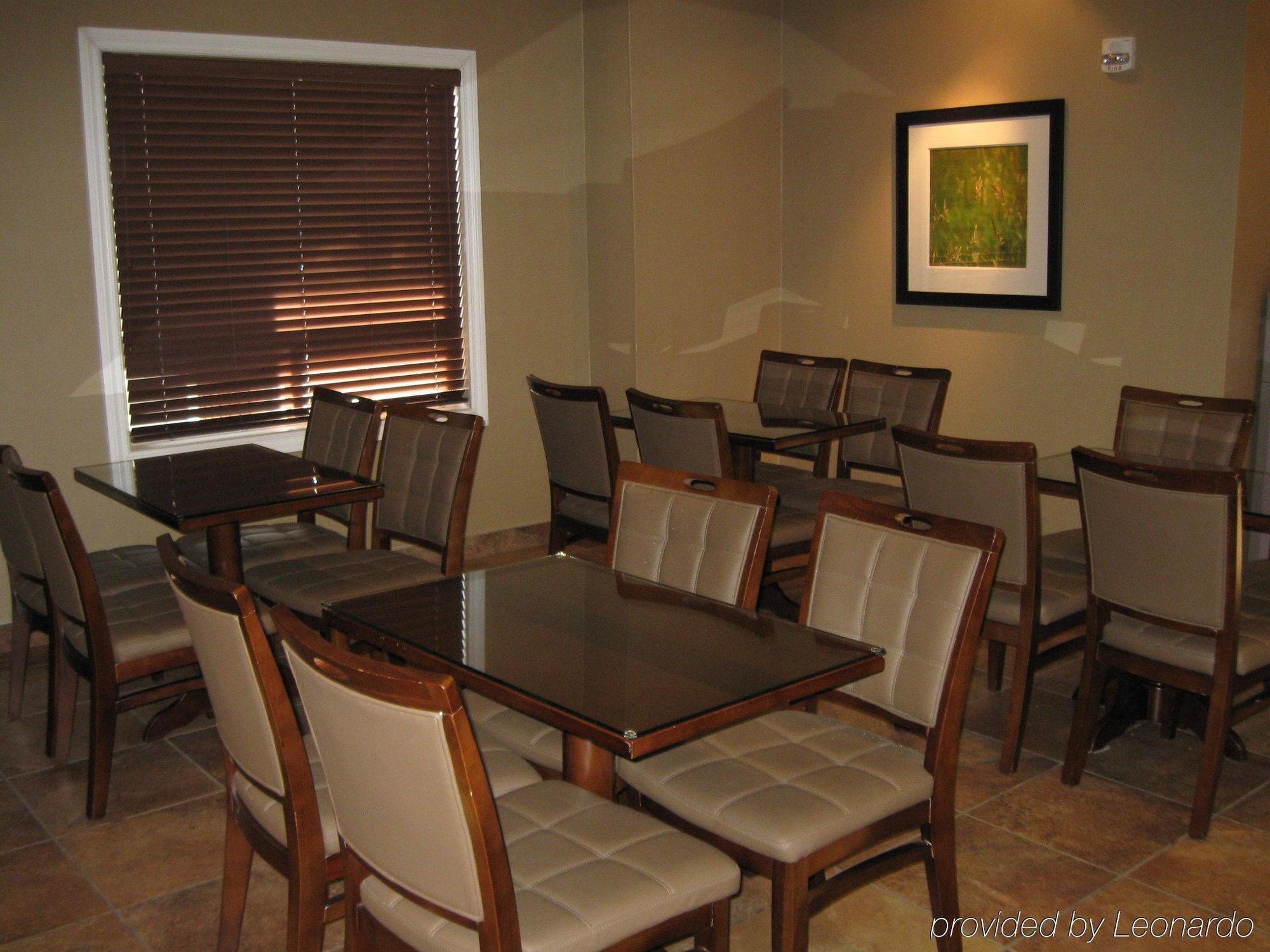 Sigma Inn & Suites Hudson'S Hope Hudson Hope Restaurant foto