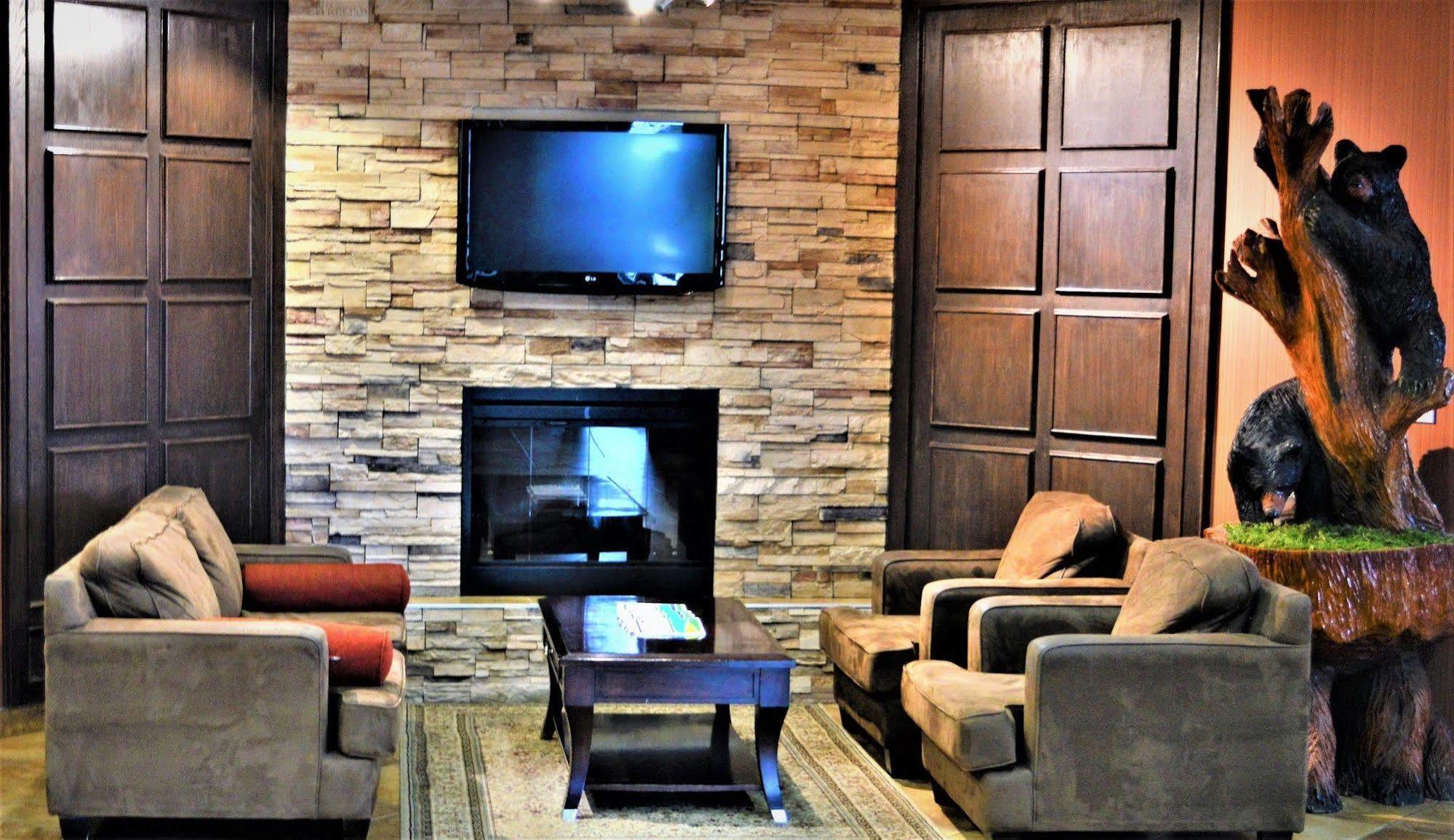 Sigma Inn & Suites Hudson'S Hope Hudson Hope Exterior foto
